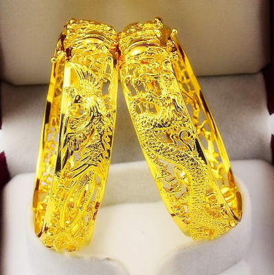 High Efficiency Jewelry Small Titanium Pvd Film Coating Machine 18k Gold Pvd Plated Chains Small Vacuum Coating Pvd