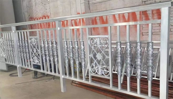 Hoog efficiënte PVD-coatingmachine voor roestvrijstalen keramische tegels voor gouden kleur