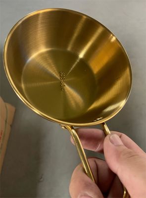 Machine van de roestvrij staalpvd vacuümdeklaag met gouden metallisatie Hoge productiviteit Volledige automatische controle