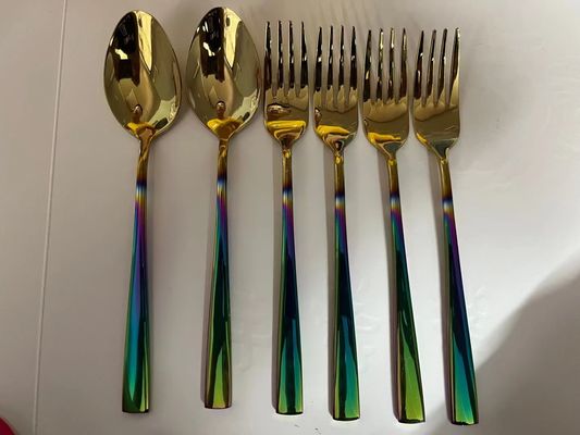 Volledig automatische PVD-vacuümcoatingsmachine voor decoratieve coatings met energiebesparende meerboogcoatingsapparatuur