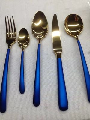 Automatische PVD-machine voor het platten van roestvrij staal en metaal met goud