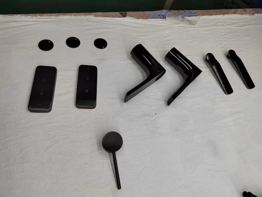 Gepersonaliseerde Pvd Vacuum Coating Paint Machine Metalen Industriële Automatisering Verflijn Coating Machinery