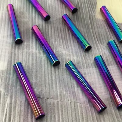 Milieuvriendelijke Pvd-metaalcoatingsmachine Uitstekende coatingslijm Kleine Pvd-vacuüm decoratieve coatingsmachine