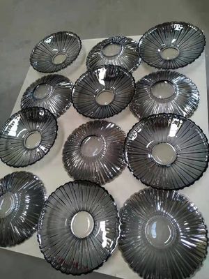 Fabrieksprijs en snelle pompsnelheid PVD-coatingmachine voor het galvaniseren van goud met oven