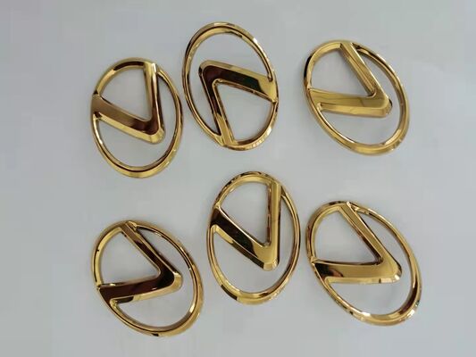 Auto logo PVD vacuümcoating machine met heldere spiegelcoating, sterke hechting en volledig automatisch besturingssysteem