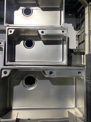 Hoogglans Zilver PVD Vacuüm Coating Machine met Premium Spiegelafwerking en Volledig Automatisch Besturingssysteem