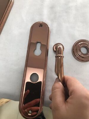 PVD Vacuüm Coating Machine met Anti-Corrosie Coating Hoge Slijtvastheid en Volledig Automatisch Besturingssysteem voor Slotonderdelen