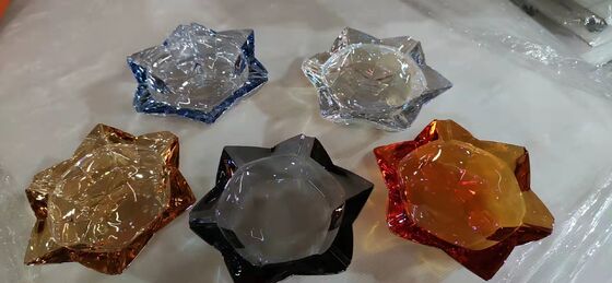 Acrylische decoratie PVD-coatingapparatuur met spiegelachtige afwerking en volledige automatische bediening voor toepassingen met meerdere substraten