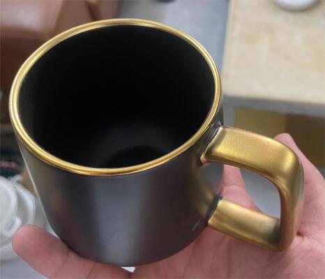 Helderkleurige volledig automatische PVD-coatingsmachine voor keramische bekers met voedselveiligheidsnormen