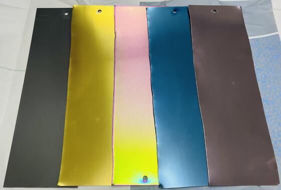 Multi-Color PVD coating machine met volledige automatische besturing en 1 jaar garantie voor metalen onderdelen
