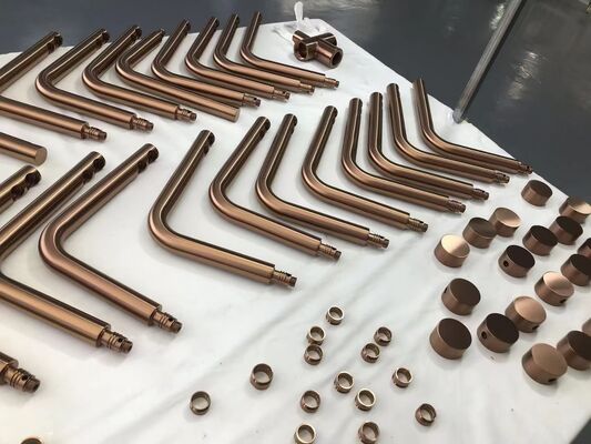 Luxe matte en spiegel metalen afwerking via PVD upgrade sanitaire kraan uiterlijk, populair voor high-end badkamer en keuken sanitaire artikelen merken