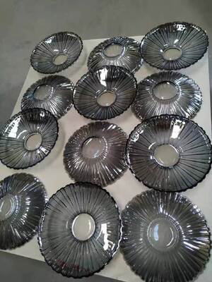 PVD-vacuümcoatingmachines zijn geschikt voor decoratief glas en huishoudelijk glaswerk