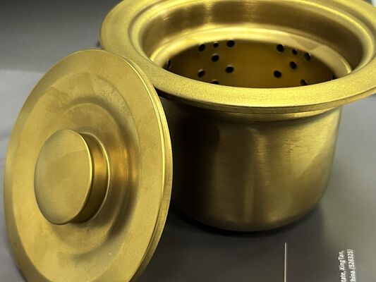 Custom Multi Arc Vacuum Coating Machine met volledige automatische besturing en aangepast holtevolume voor sanitaire hardware
