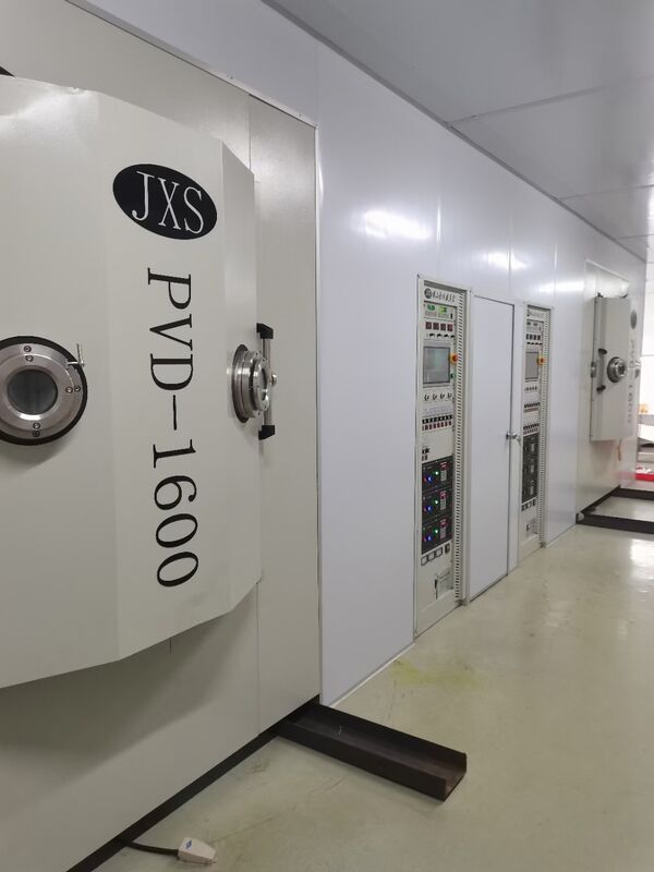 Krabbel- en corrosiebestendige volledig automatische PVD-platingsmachine met op maat gemaakte vacuümkamer